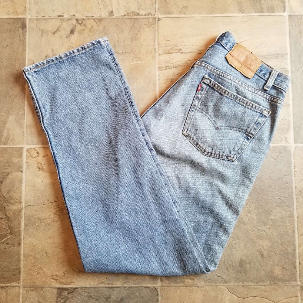 90's Preshrunk Levi's 501 button fly jeans